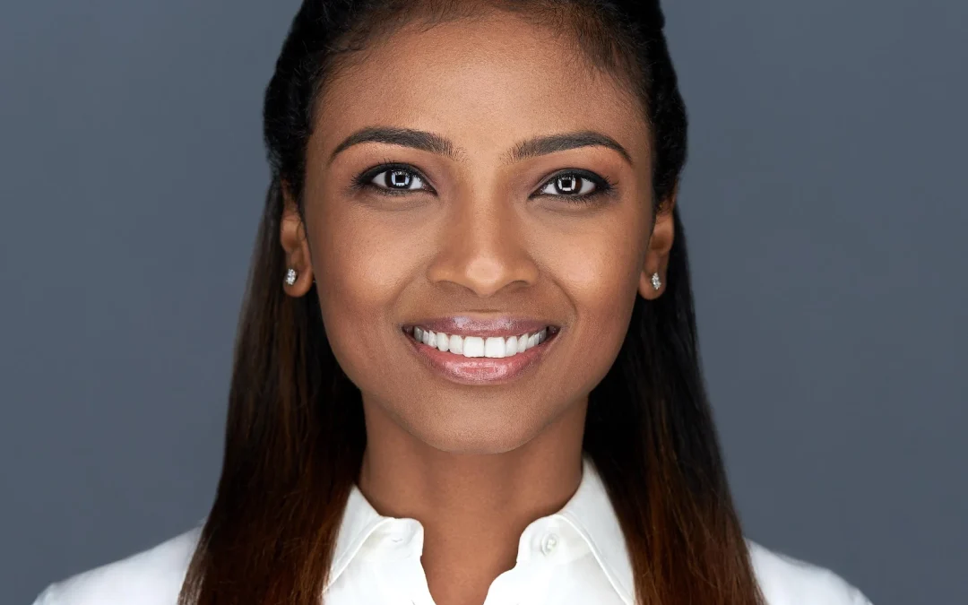 Stand Out with Corporate Headshots Near You: Tips for a Professional Look